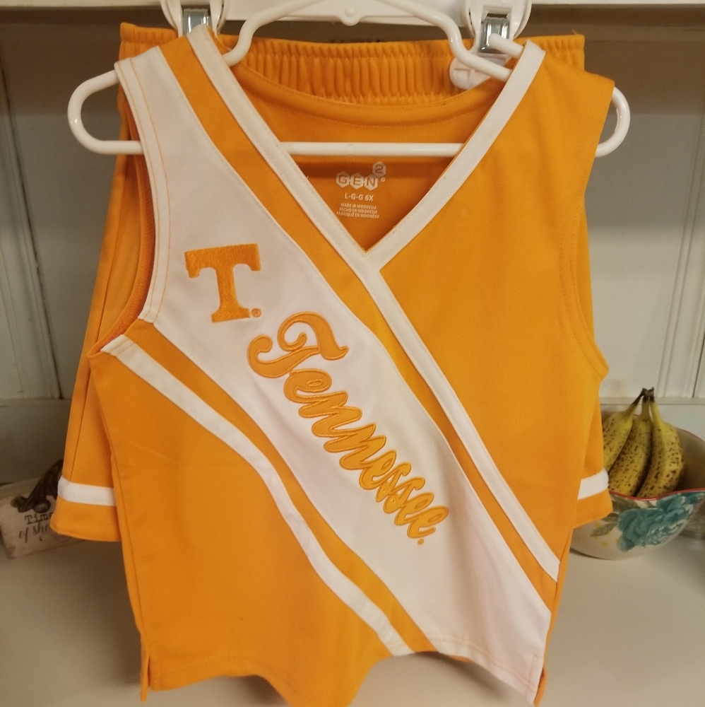 Cheerleading TN Volunteer outfit